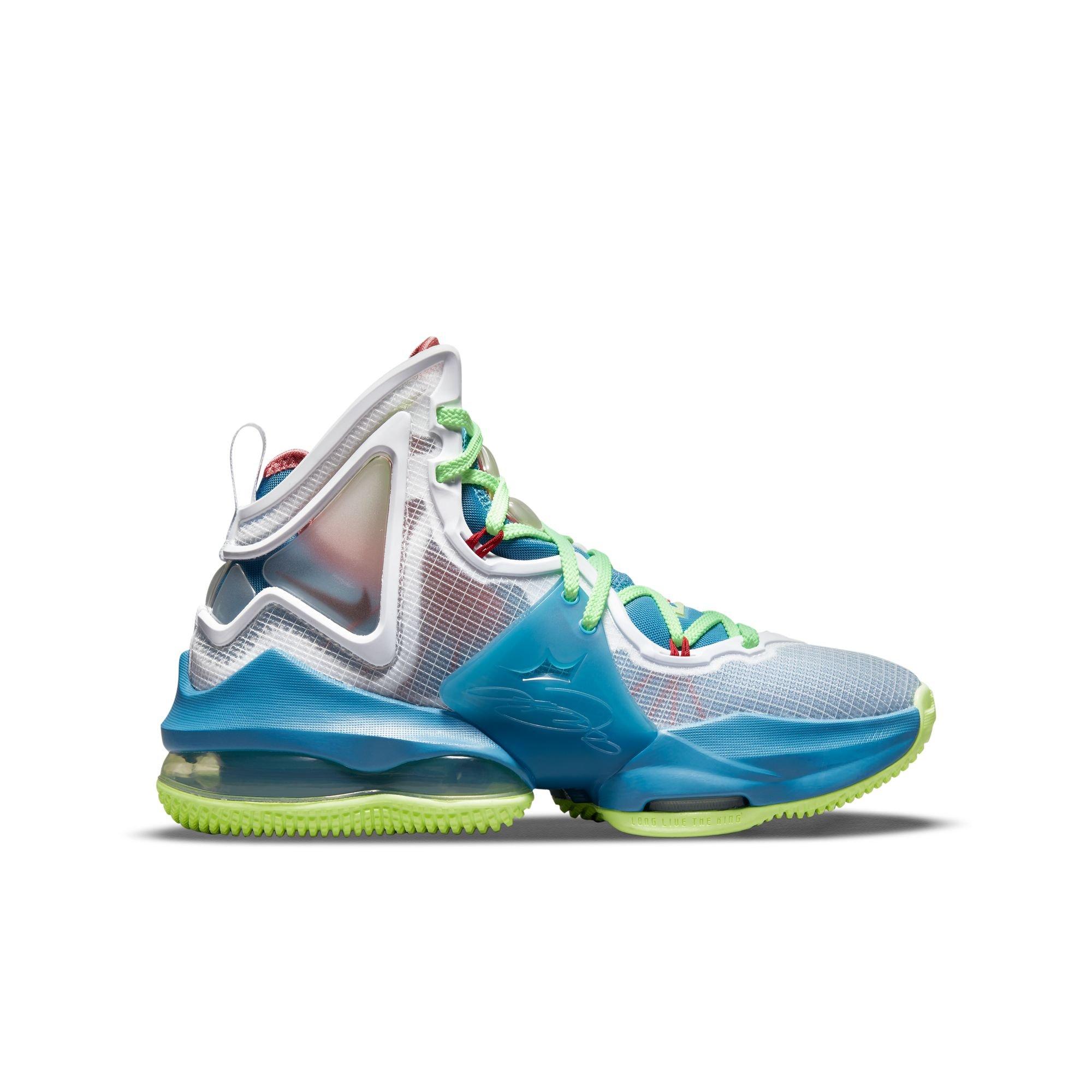 nike kids grade school lebron 19